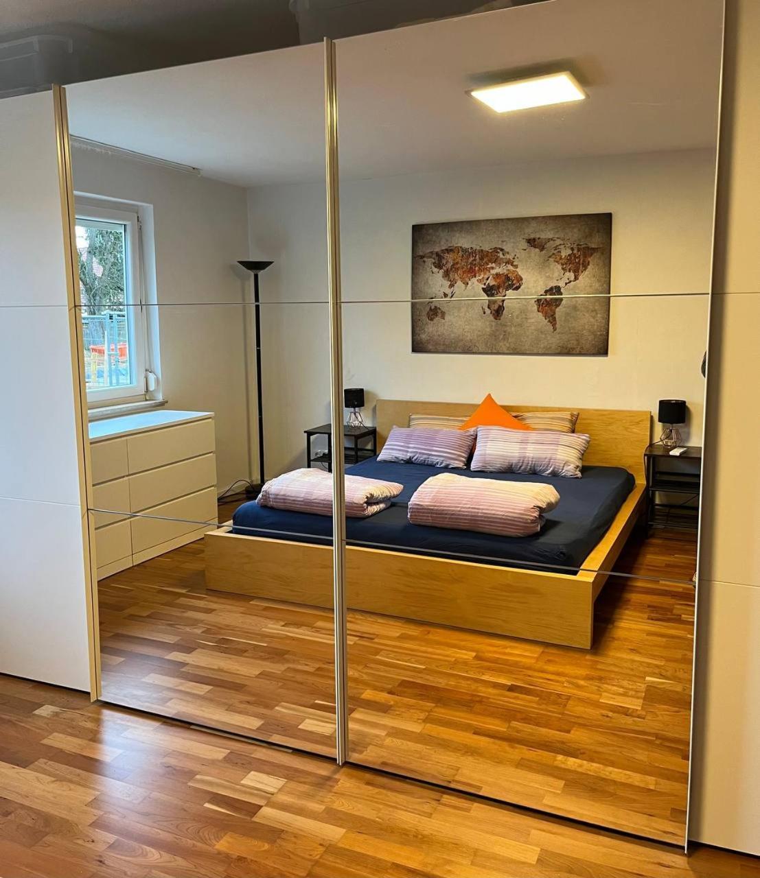 Gemuetliche 3 Zimmer Wohnung Mit Grosszuegiger Terrasse Im Gruenen Ройтлинген Екстериор снимка