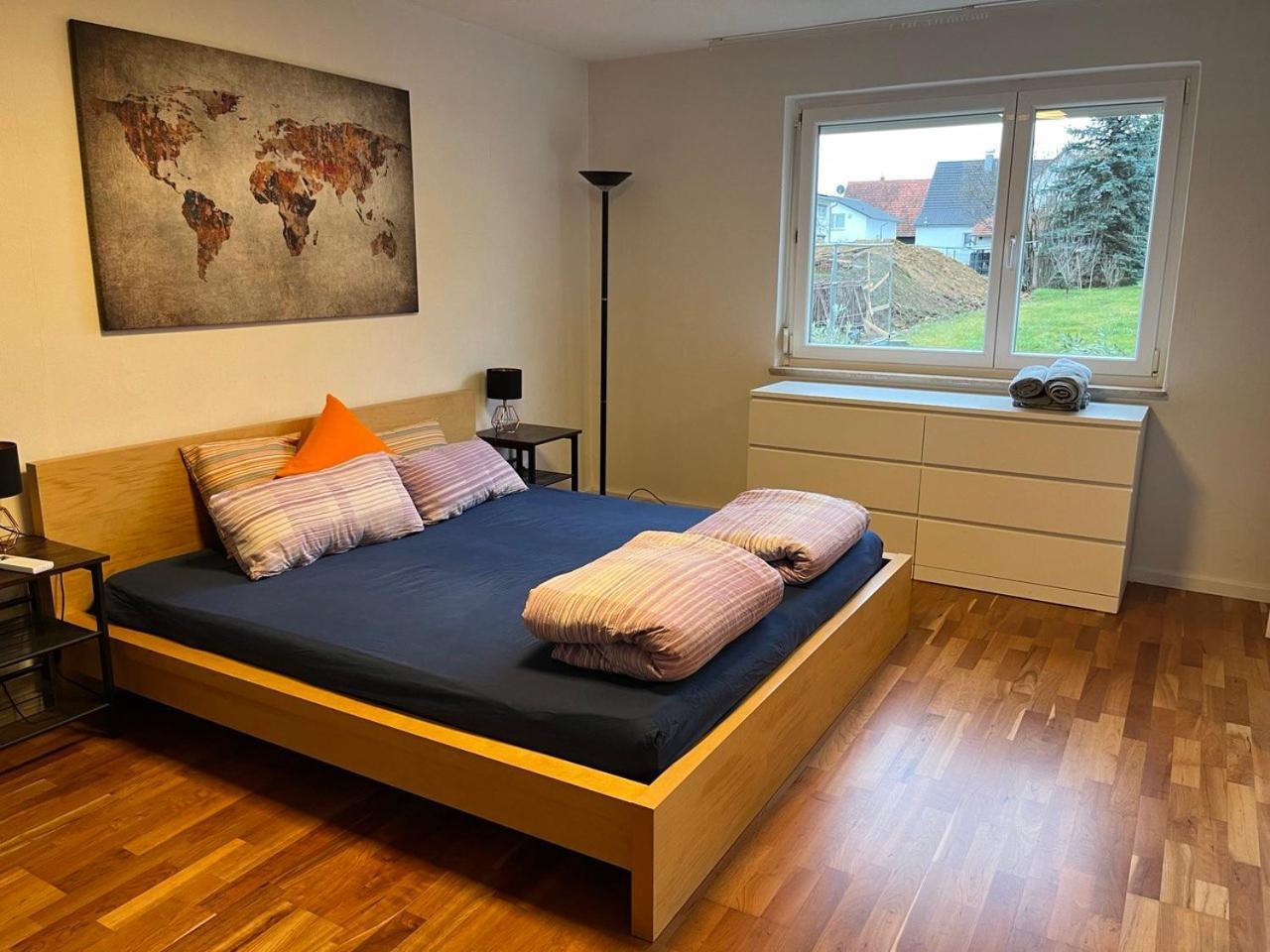 Gemuetliche 3 Zimmer Wohnung Mit Grosszuegiger Terrasse Im Gruenen Ройтлинген Екстериор снимка